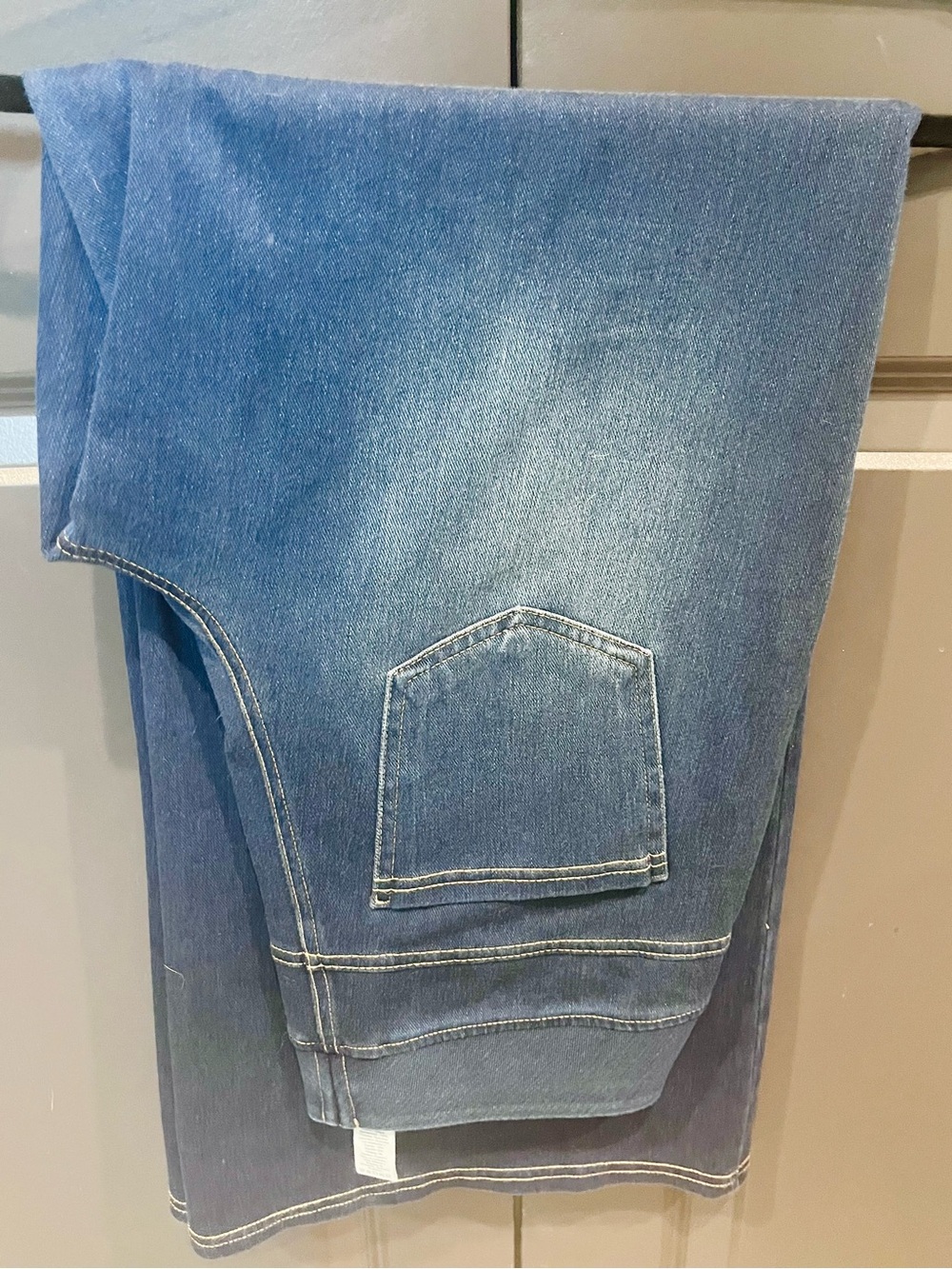 NWOT HALARA Wide-Leg High-Waist Jeans in Dark Blue Wash - Picture 7 of 8